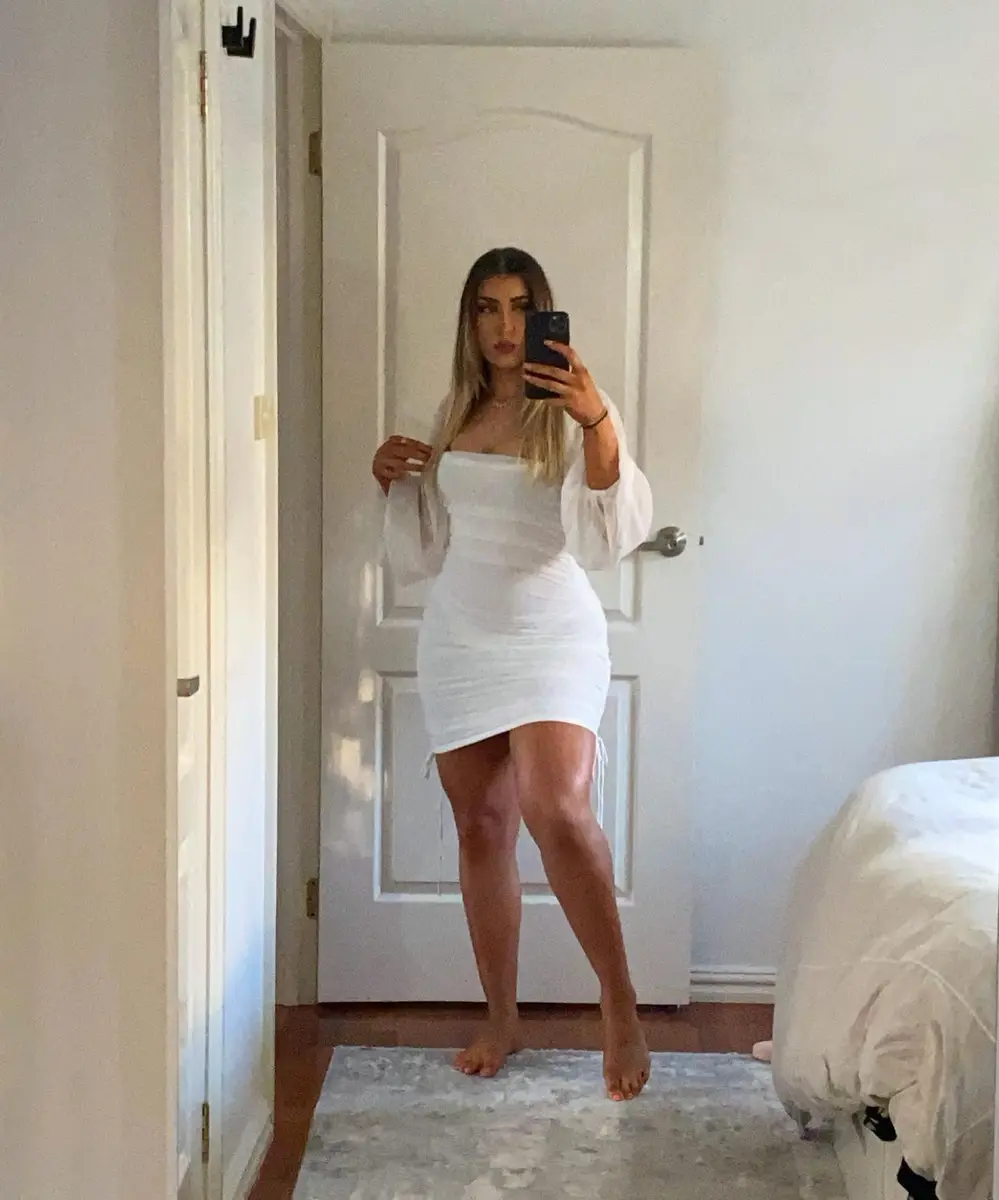 Aleeya escort in Istanbul