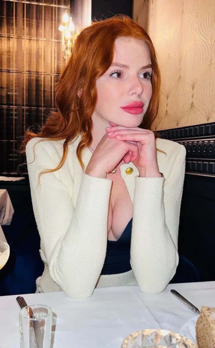 Arina escort in Istanbul