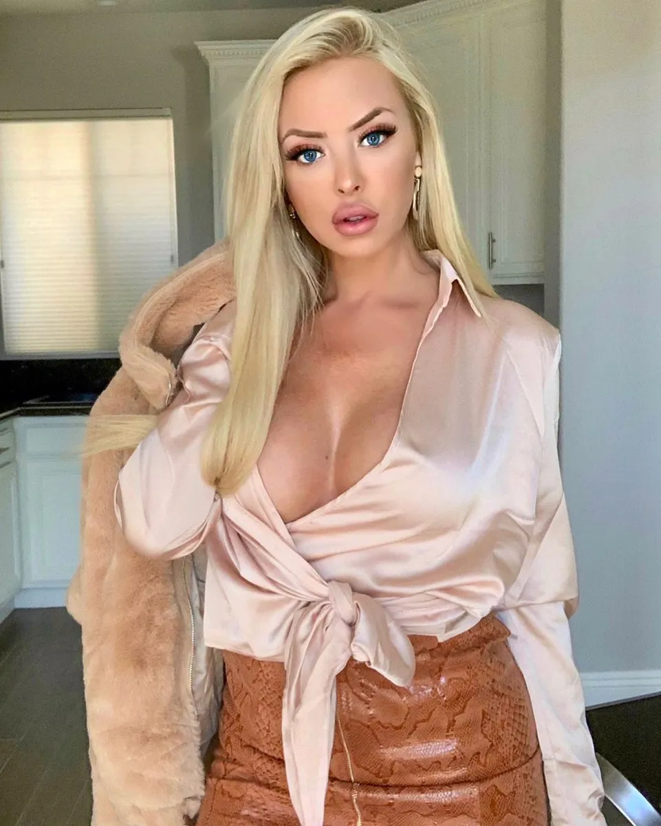 Ashley escort in Istanbul