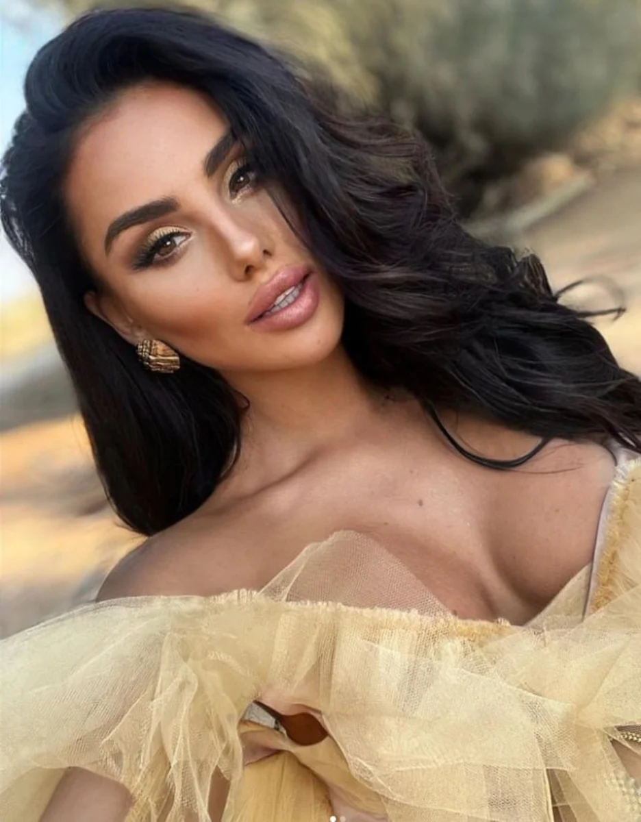 Emily   escort in Istanbul
