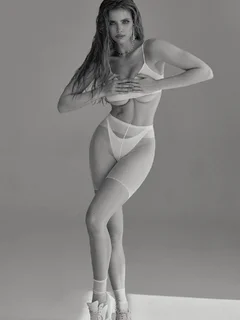 Emily escort in Istanbul