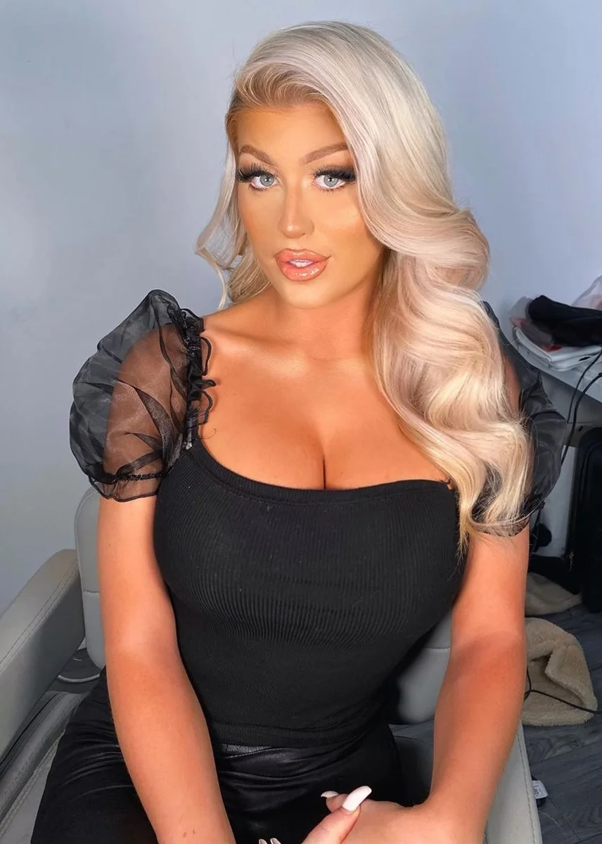 Eva escort in Istanbul