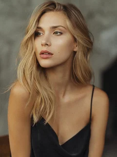 Kristine escort in Istanbul