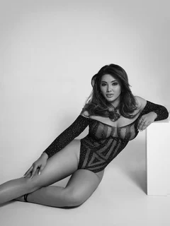 Nagriz escort in Istanbul