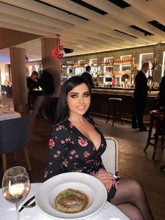 Nuri escort in Istanbul