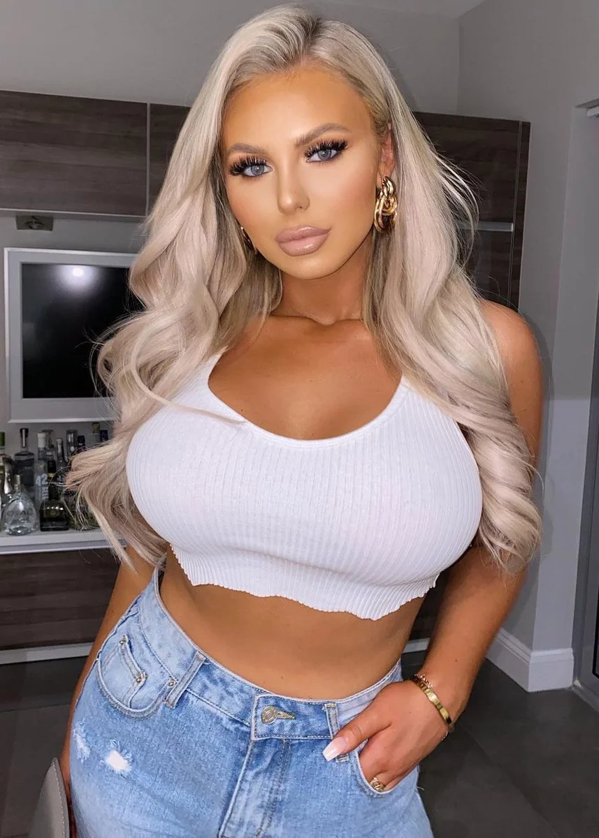 Paulina escort in Istanbul
