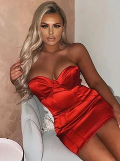 Paulina escort in Istanbul