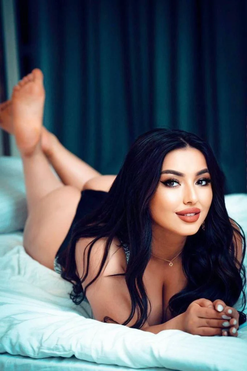 Samira escort in Istanbul