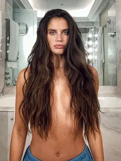 Serena escort in Istanbul