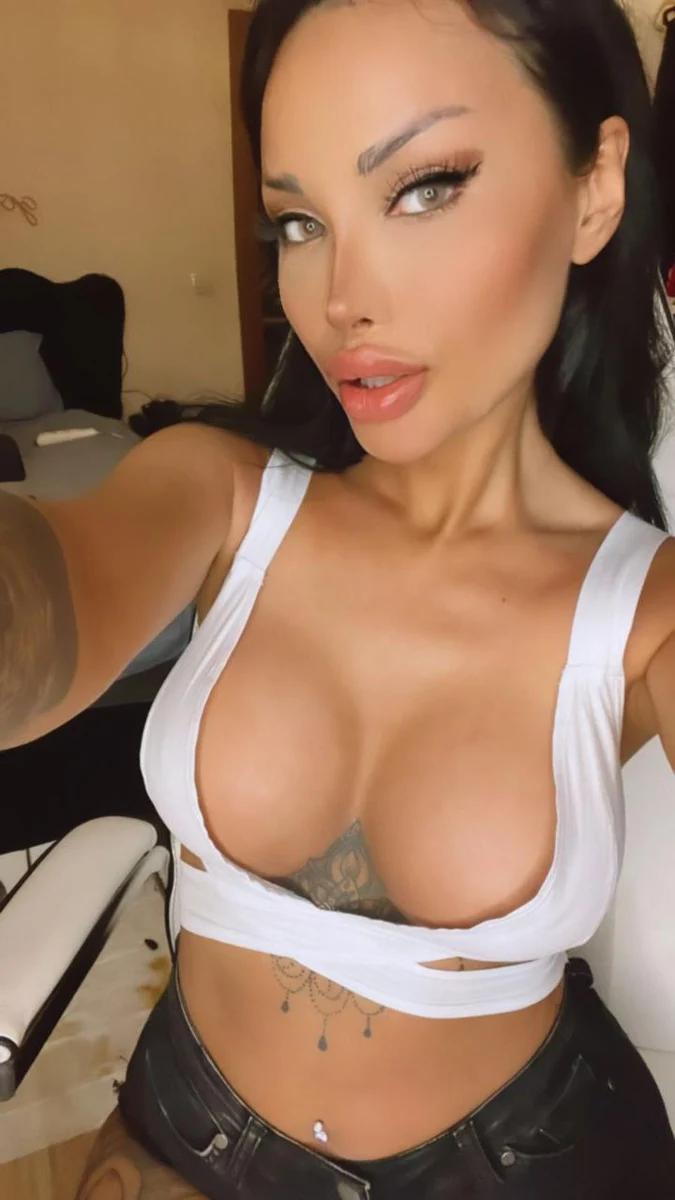 Sude escort in Istanbul
