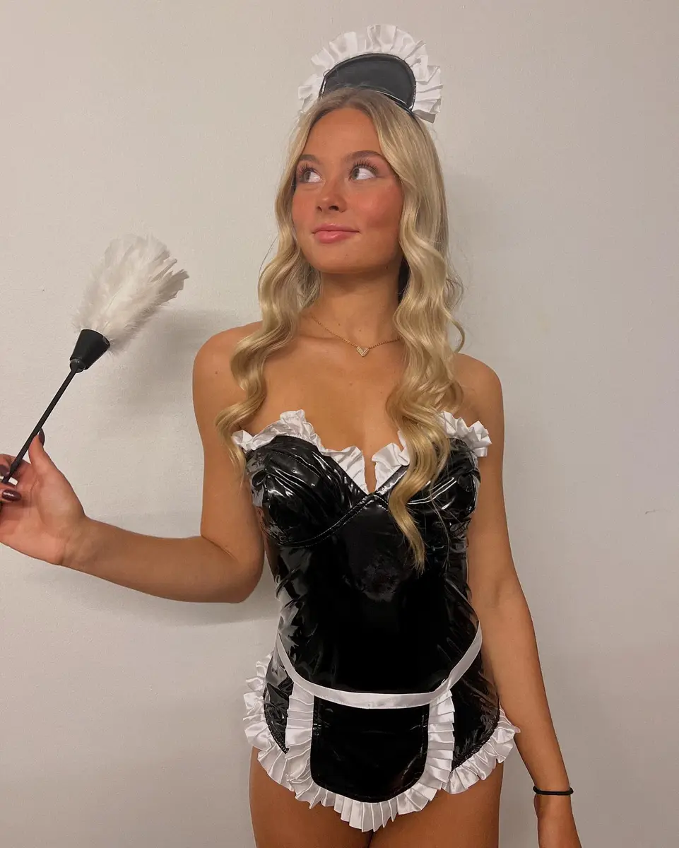 Vanessa escort in Istanbul